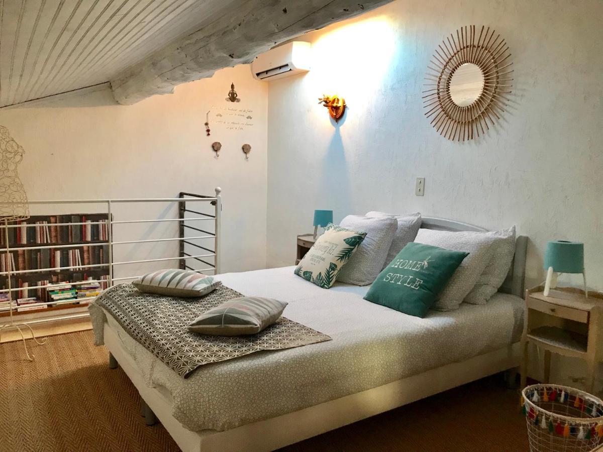 La Capucinette A L'Ombre Du Marronnier Villa Maussane les Alpilles Luaran gambar